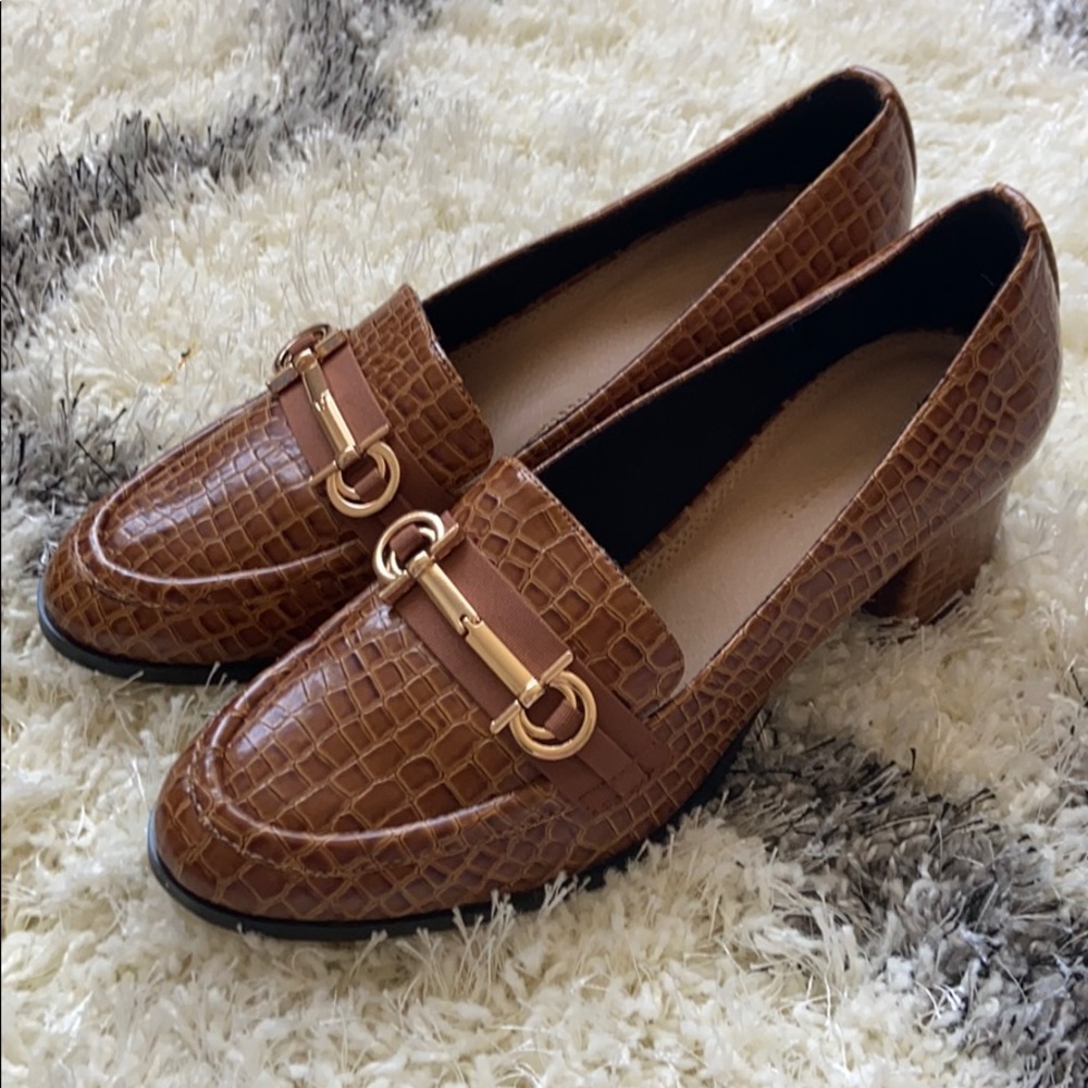 ASOS Stirrup Heeled Loafers in Conker Croc